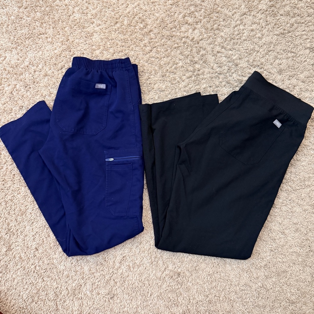 Figs Women's Scrub Pants in Navy and Black